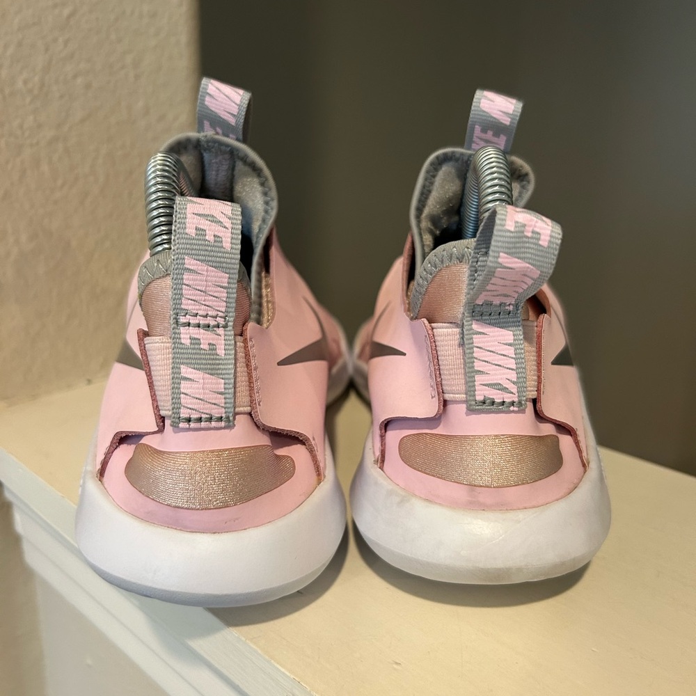 Nike Flex Runner Kids Size 6Y US Pink Foam Metallic Silver Sneakers AT4662-609 - Picture 6 of 9